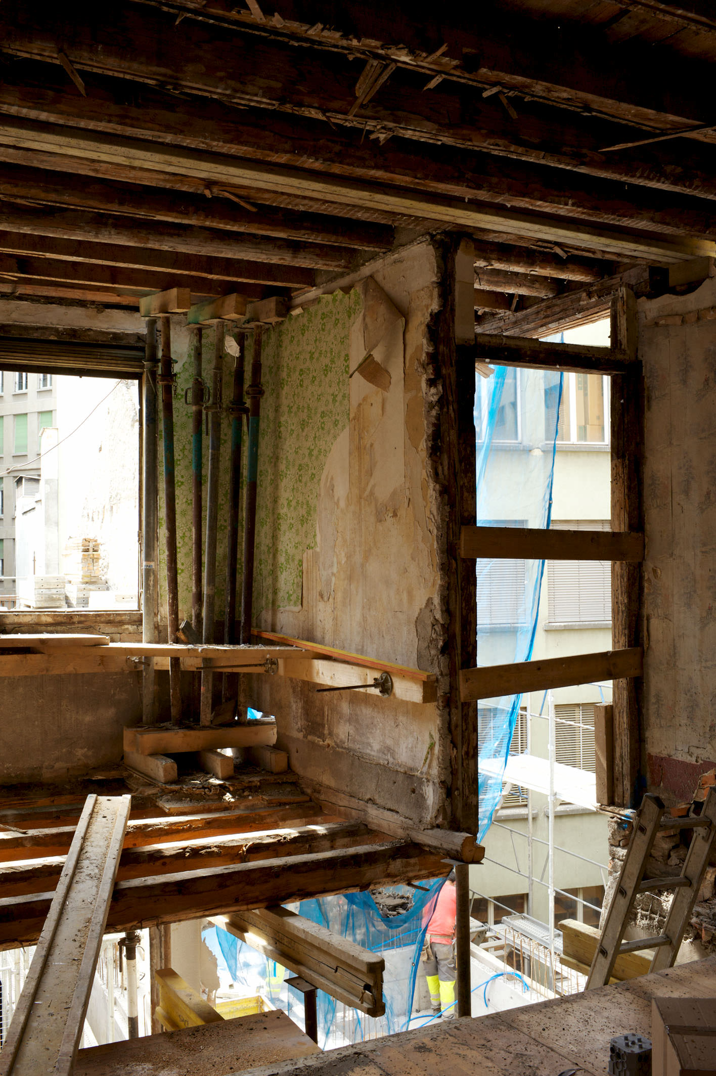 E10303  |  MplusV  |  Chantier Rue St. Francois, Lausanne